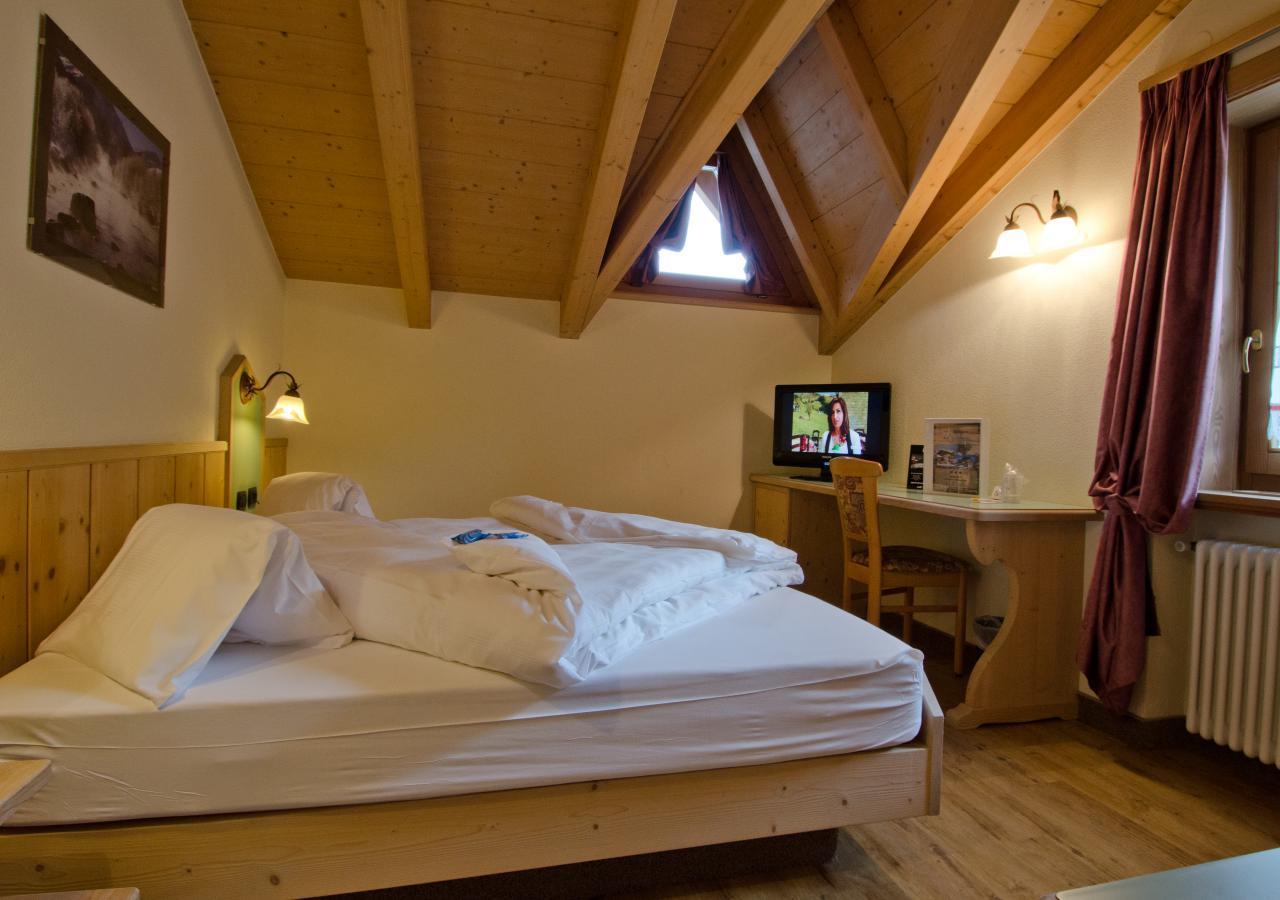 Hotel Daniela Лівіньо Номер фото
